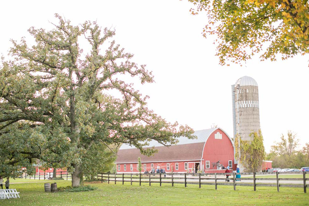 Sugarland_Barn_Arena_Wisconsin_Wedding_Madison_Wedding_Photographers_1795